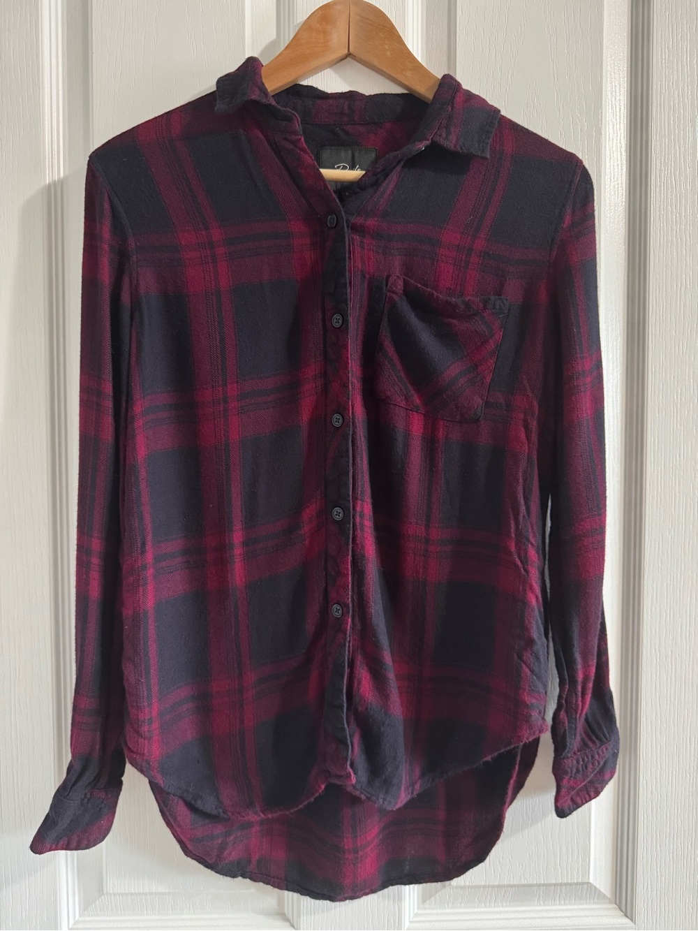 Women’s Rails Hunter Plaid Button Down Shirt in Red & Black Size XS